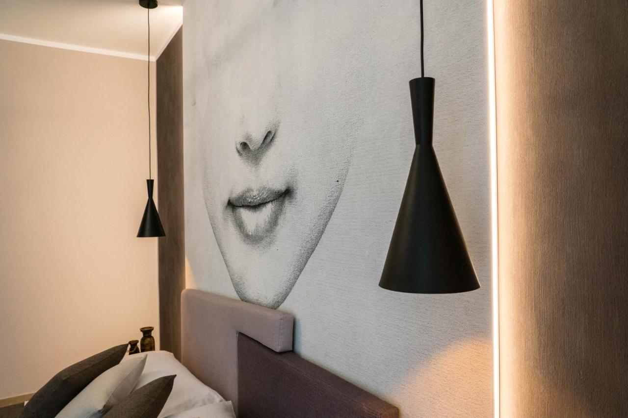 Teseo Apartments & Relax Genoa Bagian luar foto
