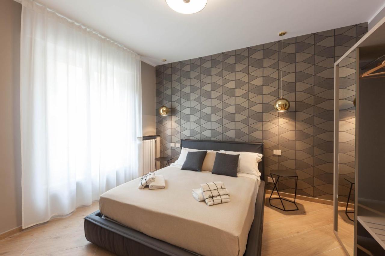 Teseo Apartments & Relax Genoa Bagian luar foto