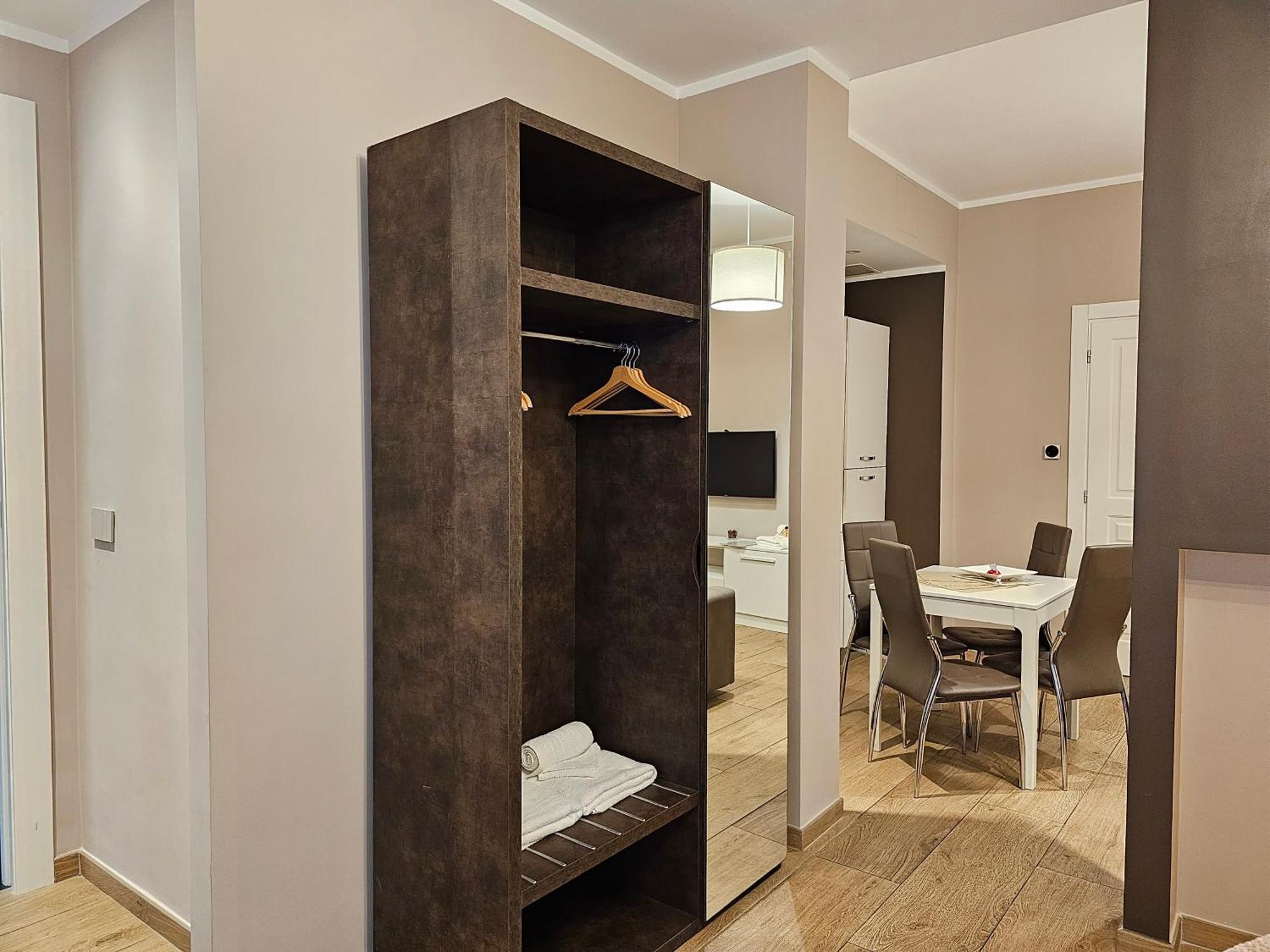 Teseo Apartments & Relax Genoa Bagian luar foto