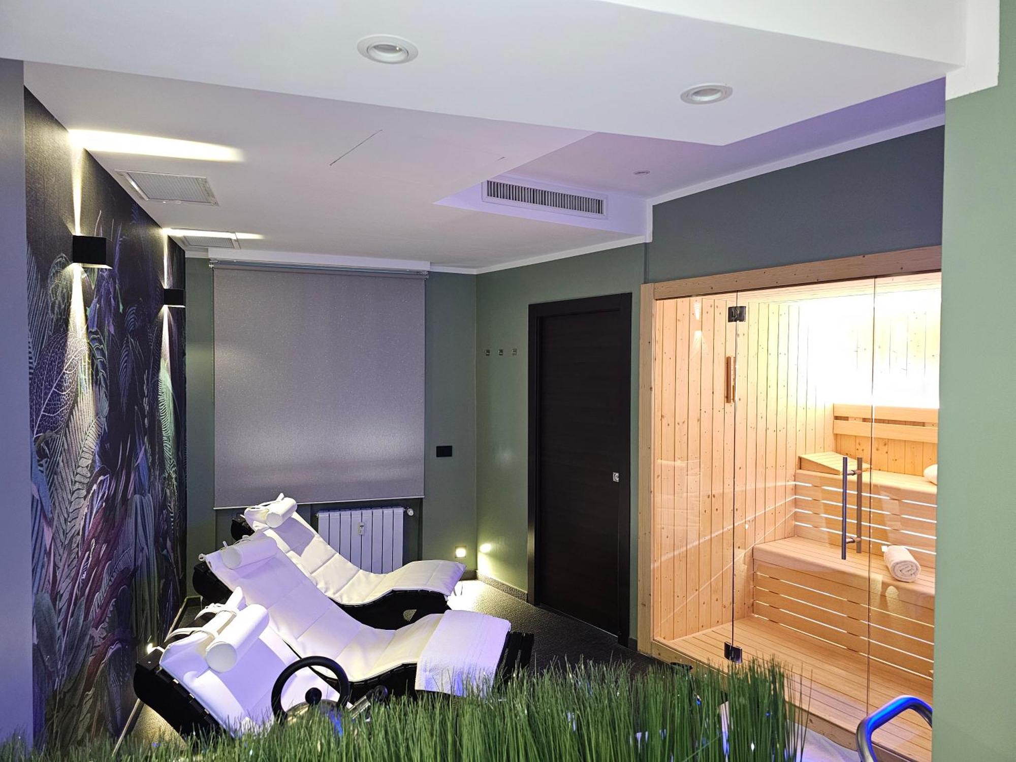 Teseo Apartments & Relax Genoa Bagian luar foto